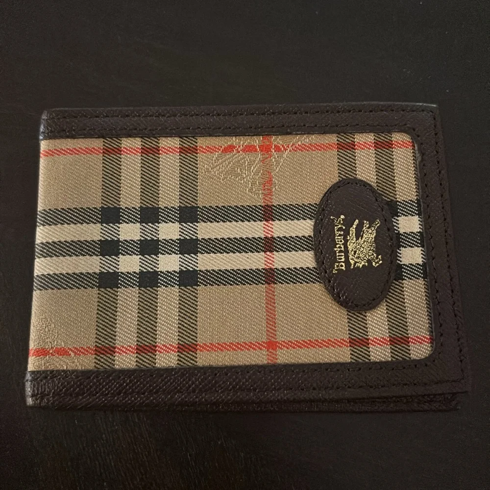 Burberry Canvas Classic Checkered Card ID Wallet Cardholder